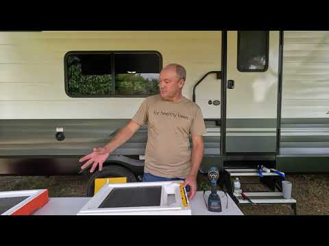 Pollen Collector Installation Guide (Featuring @YappyBeeman) | HiveiQ 🐝