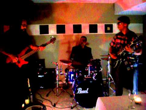 Deon Cleancutt Trio Live at Myrna's