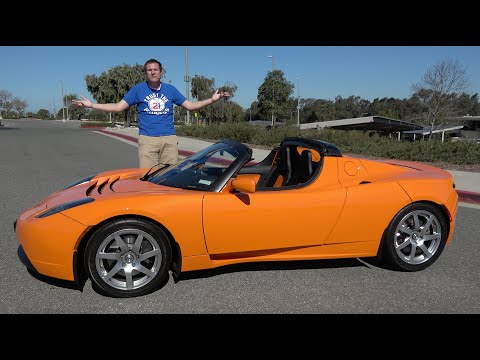 External Review Video YKDqhWwzzgo for Tesla Roadster Convertible (2008-2012)