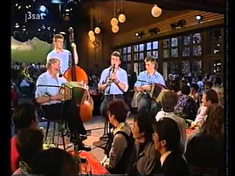 Schweizerische Volksmusik im Ybrig  Swiss Folk Music in Ybrig