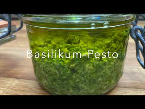 Basilikum Pesto selber machen Rezept