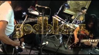 Download lagu Ian Antono vs Eet Sjahranie - Interlude Duet mp3