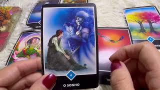 Tem ALGUÉM que até chora quando pensa em você #tarot