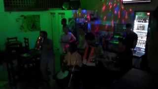 preview picture of video 'Danilo Vergara Gran homenaje al Cacique en Club Karaoke Corozal'