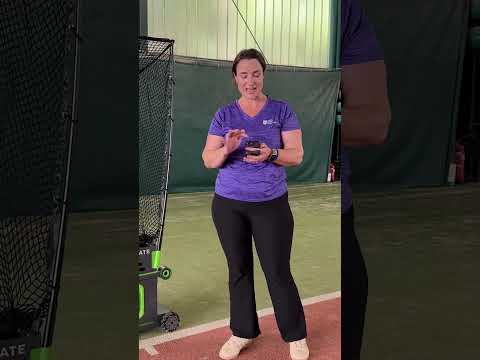 The Verge’s senior smart home reviewer, Jennifer Tuohy, played tennis with the Acemate tennis robot.