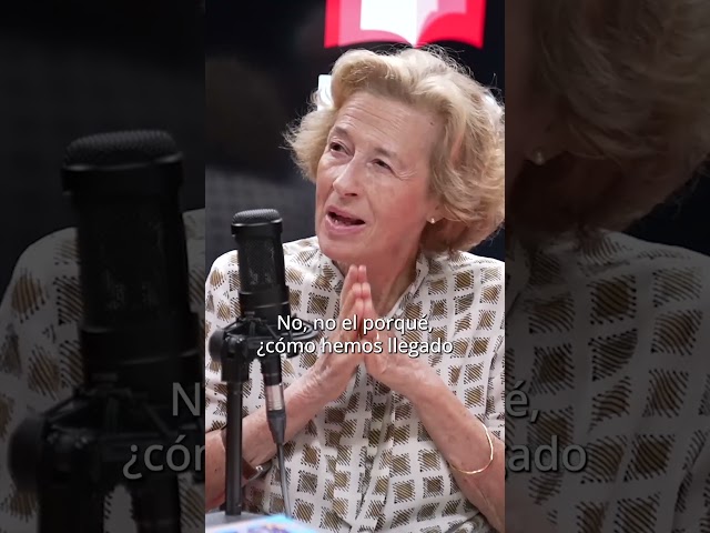 Vídeo relacionado con Digue'm qui sóc (Julia Navarro)