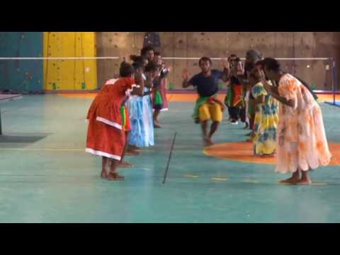 Olfala Malekula danis (Vanuatu students in NC)