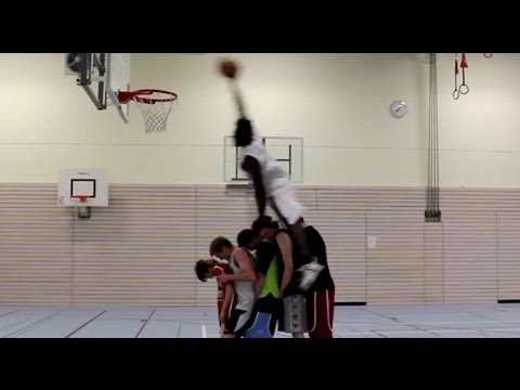 TFB::Dunks:: 6'2" Salu Benjamin Tadi aka Mr. Hangtime - Feature Dunker from Germany!