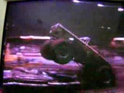 Bigfoot 4 vs Taurus, 1990 Chicago