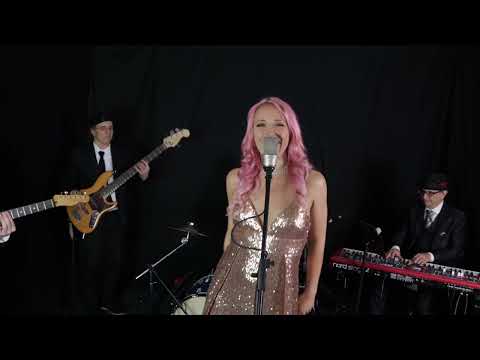 Hannah Brady - Put Your Records On