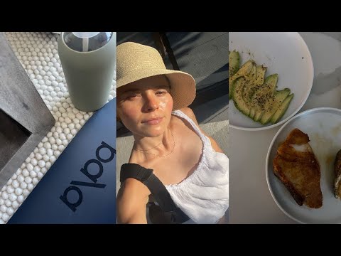 WORK WEEK IN MY LIFE: as a 23 year old living in Chicago and working for a wellness company :)