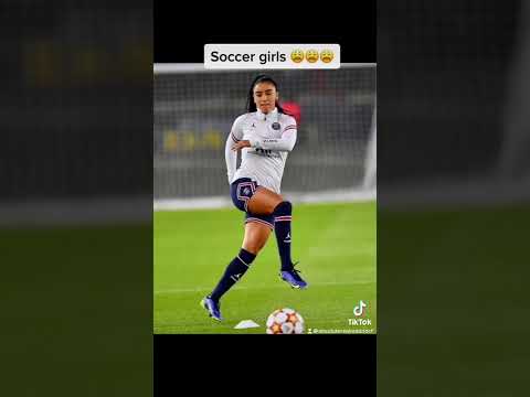 Soccer girls 😩😩😩