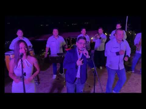 Doce Rosas   Son del Barrio (video oficial)