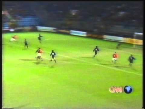 1996 (April 24) Norway 0-Spain 0 (Friendly).mpg