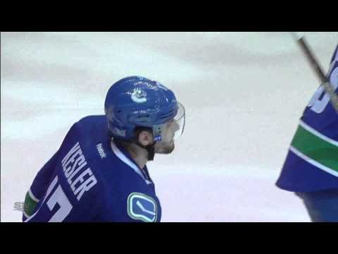 Canucks Vs Predators - Ryan Kesler 5-1 Goal - 10.20.11 - HD