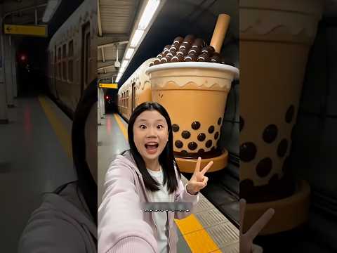 ओ तेरी ये तो बबल टी वाला ट्रेन है  🥵#Catsoftiktok #CatLovers #cat #cute #FunnyCats #catcartoon