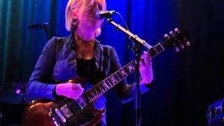 Tanya Donelly -  Mass Ave (Live @ Islington Assembly Hall, London, 25/09/14)