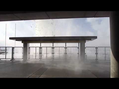 2014.12.06 デンカビッグスワンスタジアム　落雪状況