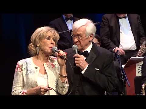 Joke Bruijs & Dick Rienstra, Onder Moeders Paraplu