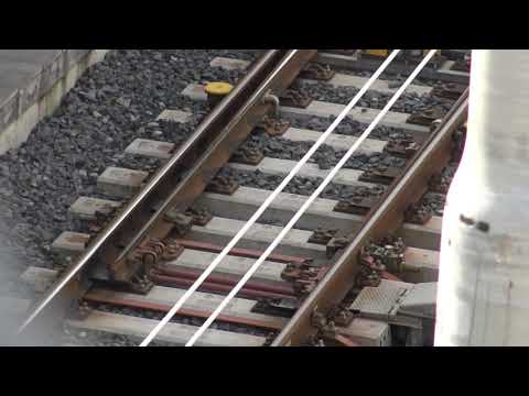 Deviatoio ferroviario con transito minuetto in doppia. TreniMisterJazz.