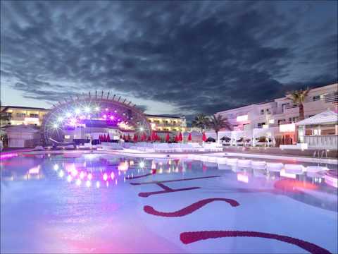 Danser toute ma vie tu l'es Verliefd op Ibiza