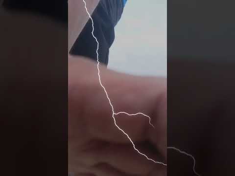 Papunta na ko sa drop off parcel niyo po #xfren #superheroeffect