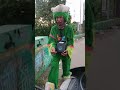 Kasihan Sudah Kakek Jadi Badut Karakter Shorts Kakek Kakek Badutkarakter Sedih