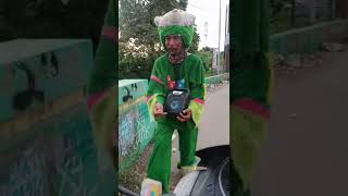 Download lagu kasihan sudah kakek jadi badut karakter #shorts #kakek kakek #badutkarakter #sedih mp3 Download lagu kasihan sudah kakek jadi badut karakter #shorts #kakek kakek #badutkarakter #sedih mp3