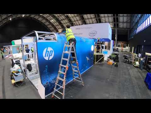 Time-lapse of HP exhibition stand build