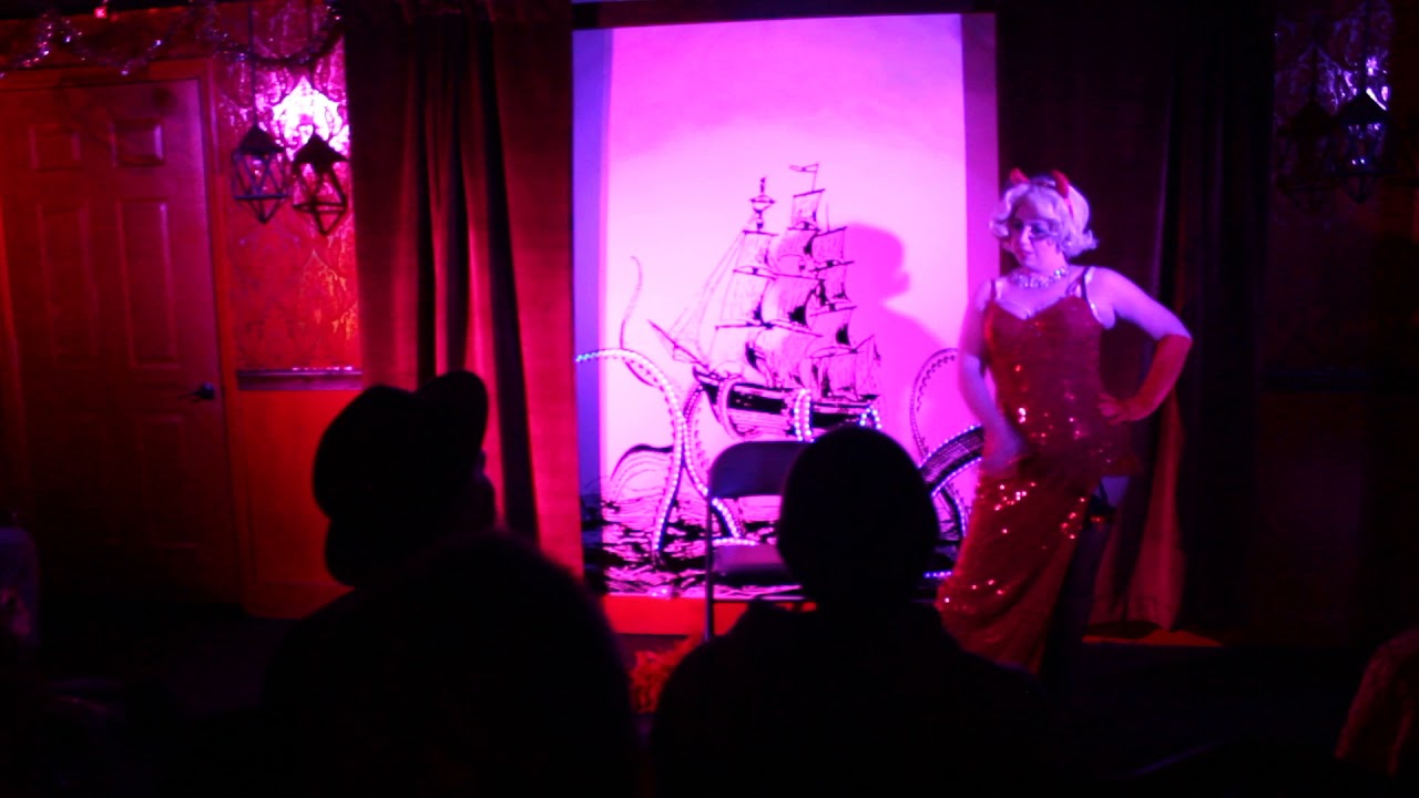 Promotional video thumbnail 2 for Roxie Rose LeMoan