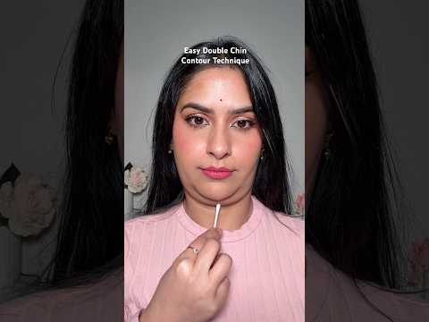 Easy Double Chin Contour Technique 😮 #contour #contourhack #doublechin #makeup #makeuptechniques