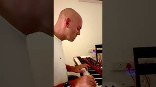 ‘Sweet Harmony’ Liquid Piano riff Eamon Downes.  Legend. Bless you. Peace ☀️#dj #housemusic