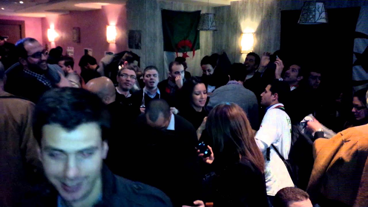 Algérie 2 - 0 Sénégal- Ambiance des Algériens à Paris. CAN 2015