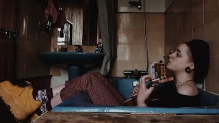 Musik-Video-Miniaturansicht zu Don't You Love Me? Songtext von Abbey Glover