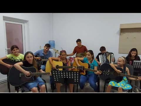 O cântare de mărire (tutorial acordeon, tobe, orgă și CHITARĂ)