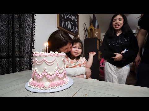 Delizah's 2nd birthday VLOG ft. My Family 