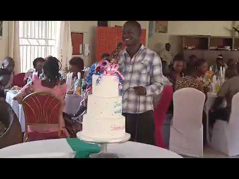 OZIR performing Nalonda gwe on a weeding