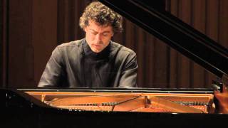 Paul Lewis‐Schubert：Klavierstücke in E flat Major D946 no.2