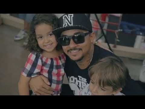 Tarde de autógrafo CRONICA MENDES na GRINGOS RECORDS