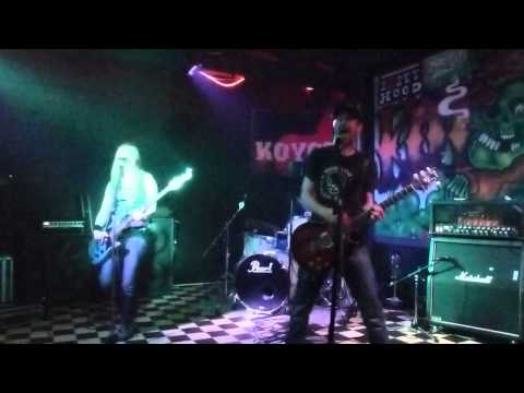 Slup - Framed live @ Punk im Dorf, Koyote Düsseldorf 04.01.2014