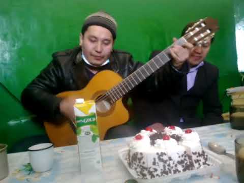 Amazing throat singing and guitar playing!