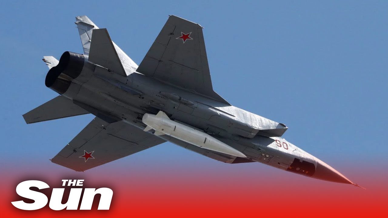 'Russian warplane' twirls to ground after 'Ukraine missile strike'