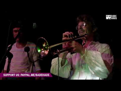 Livestream von DIRTY FEETZ UNIVERSE