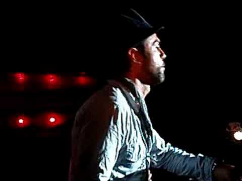 tommy vee @ mokambo 060708 *2