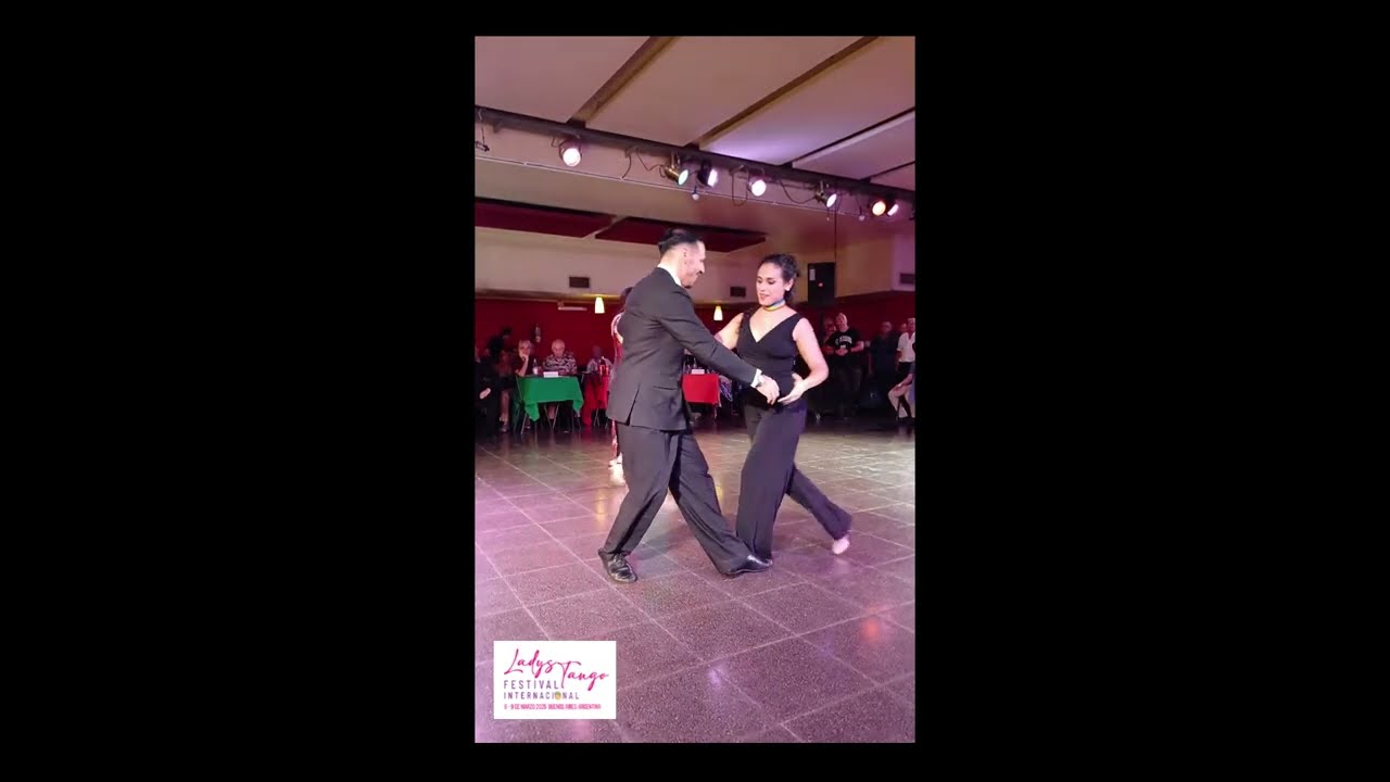 Video thumbnail for Aurora Lubiz , Anahi Carballo, Magdalena Valdez y Rodrigo Saucedo cierre de Ladys Tango en La Viruta
