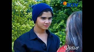 Download lagu 'dasar lo vampir kecentilan' lucu banget pasangan inii 😭 #ggs #digosisi #aliprilly #fyp #apl mp3 Download lagu 'dasar lo vampir kecentilan' lucu banget pasangan inii 😭 #ggs #digosisi #aliprilly #fyp #apl mp3