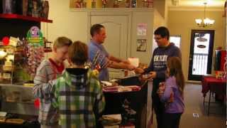 preview picture of video 'Cash Mob at Fonthill Candy Company'