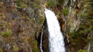 preview picture of video 'Cascada de Noarre - the Noarre waterfall'