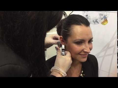 2. Ohrlöcher stechen mit STUDEX® System75™