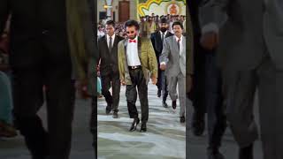 Download lagu రజినీకాంత్ మాస్ ఎంట్రీ 🔥| Basha Movie | Rajinikanth | Nagma | #YouTubeShorts | Shemaroo Telugu mp3 Download lagu రజినీకాంత్ మాస్ ఎంట్రీ 🔥| Basha Movie | Rajinikanth | Nagma | #YouTubeShorts | Shemaroo Telugu mp3